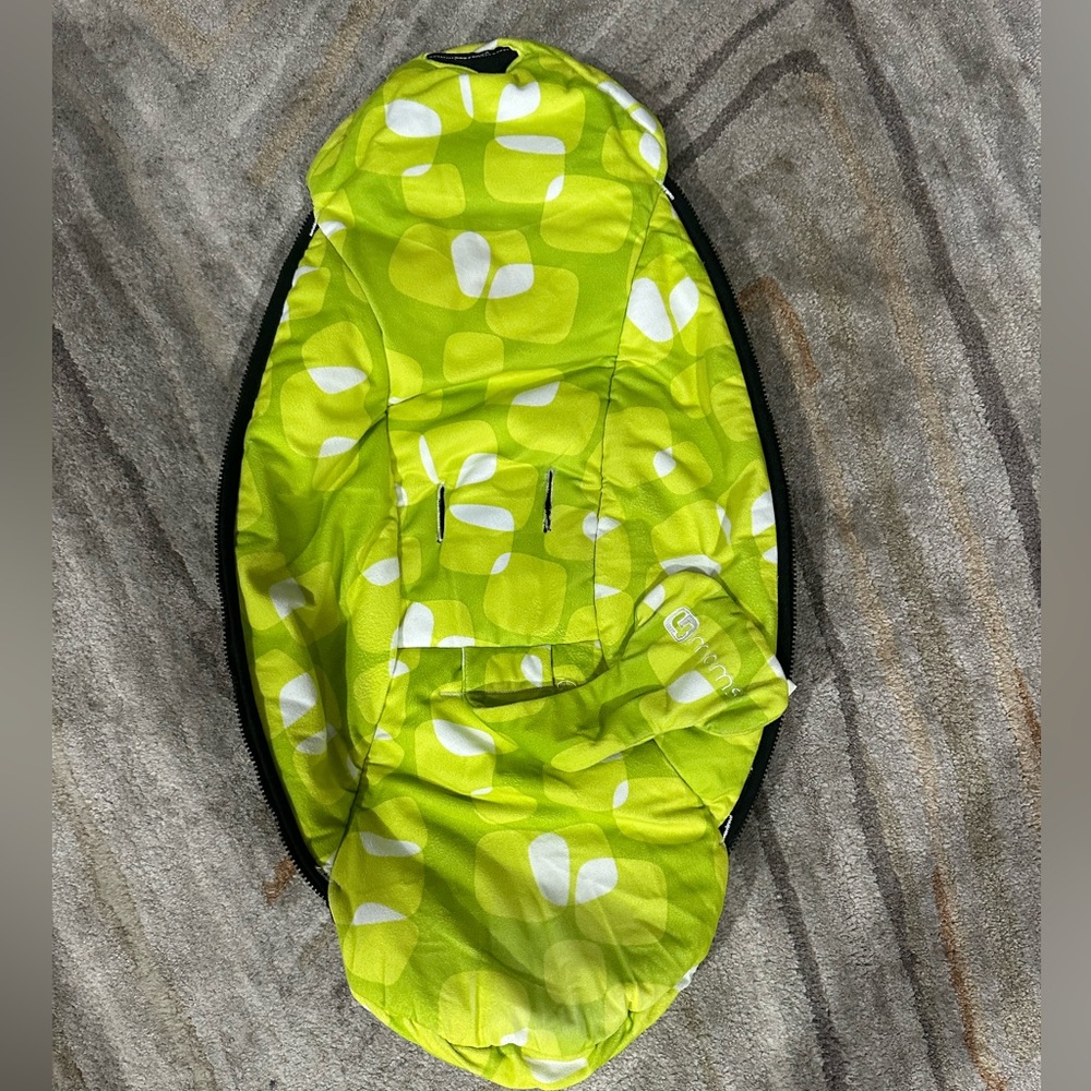 4moms swing cover soft green like new ( cover only)